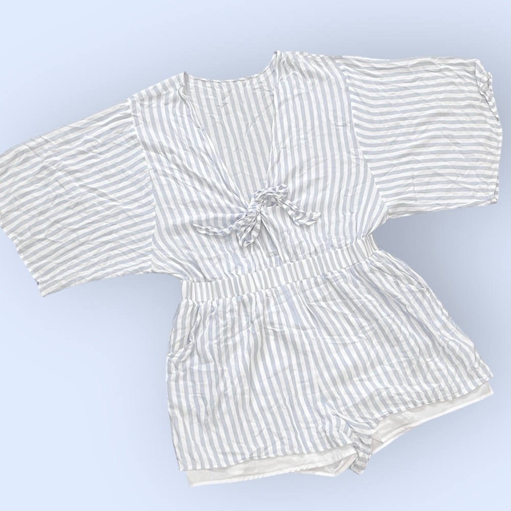 Blue and White Striped Tie-Front Romper Plus Size 2X Lightweight Pockets Breezy
